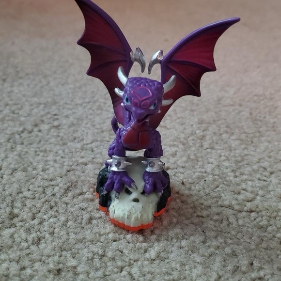 Skylanders Swapforce game and figures for the Nintendo Wii - Picture 8 of 13